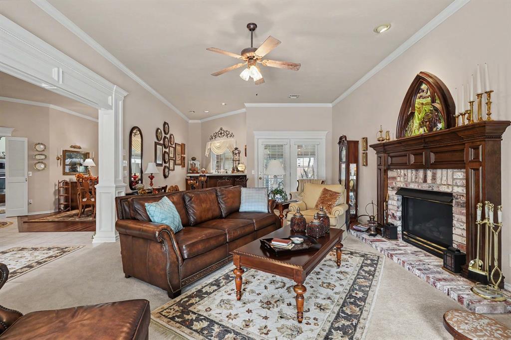 2801 Verona Court Property Photo 6