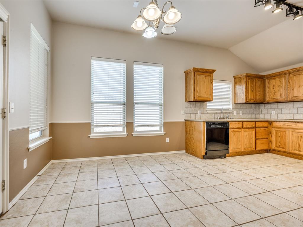 312 Lone Oak Drive Property Photo 23