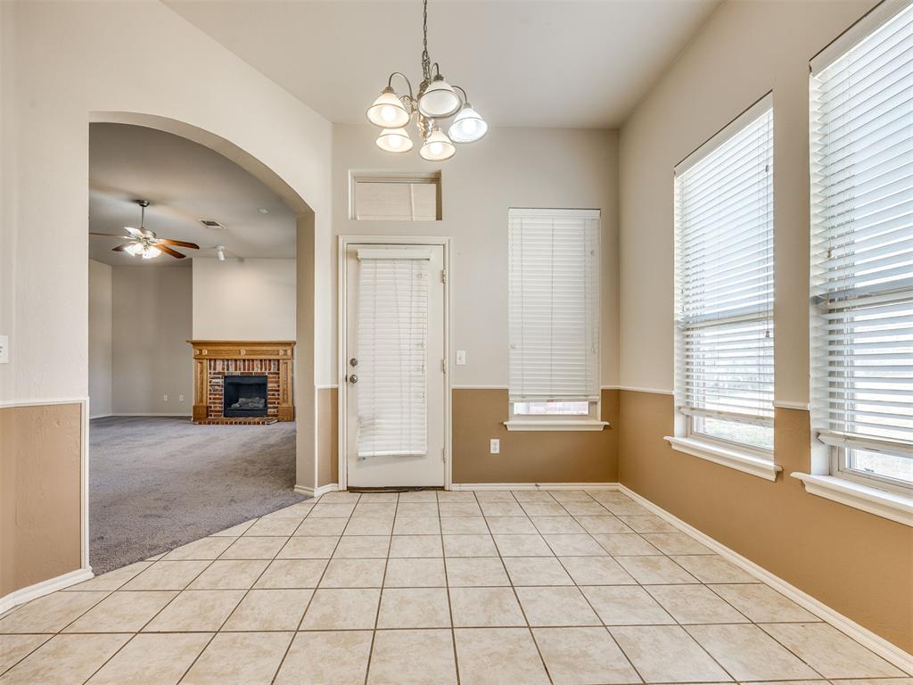 312 Lone Oak Drive Property Photo 24