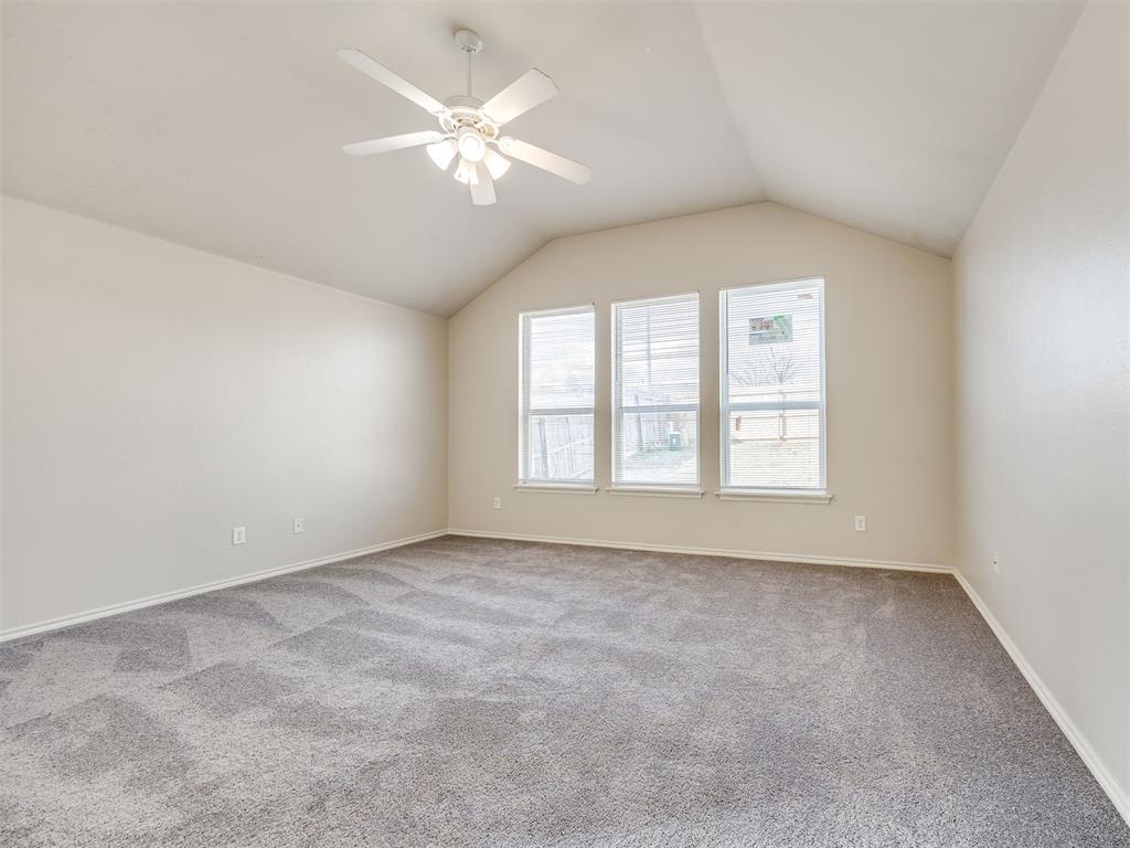 312 Lone Oak Drive Property Photo 33