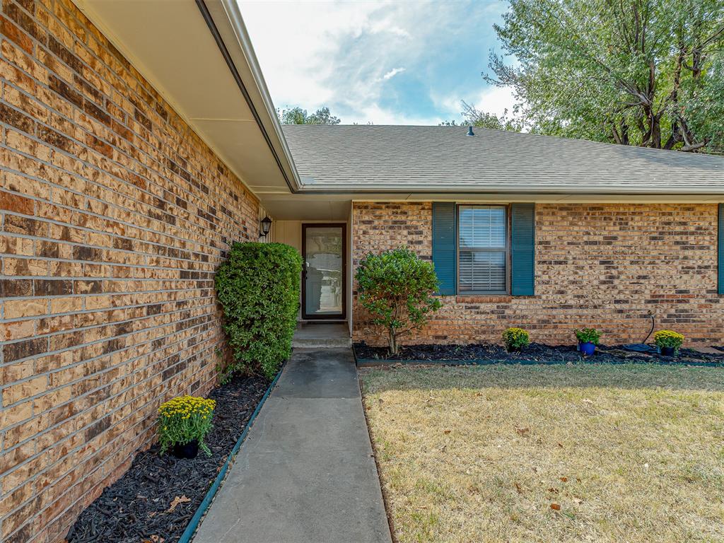 2332 Pinon Place Property Photo 4