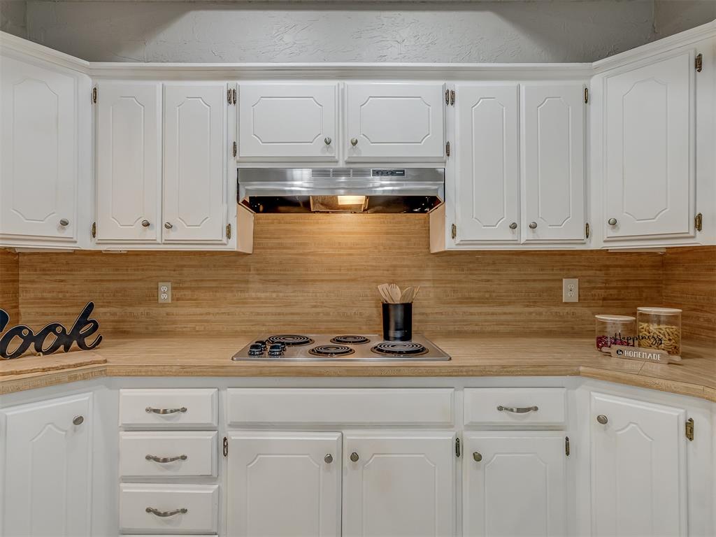 2332 Pinon Place Property Photo 12