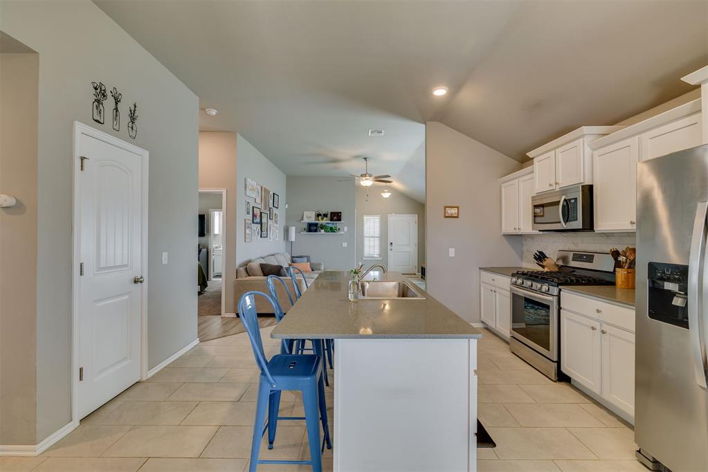 19601 Brookville Drive Property Photo 11