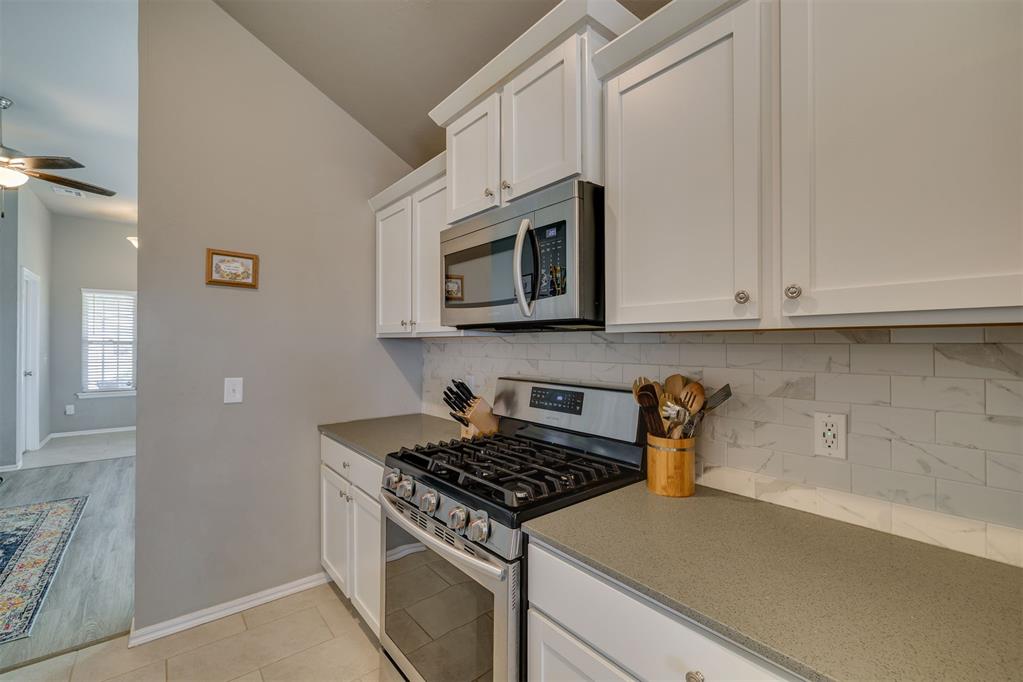 19601 Brookville Drive Property Photo 12