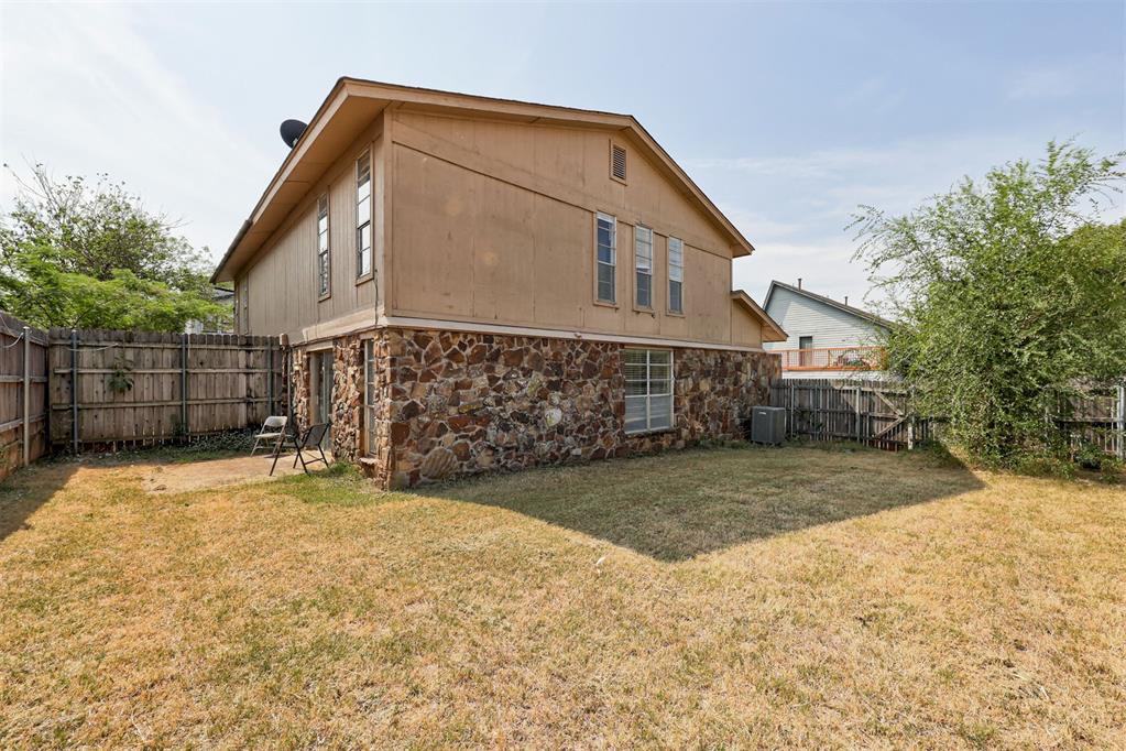 6000 W Hefner Road Property Photo 23