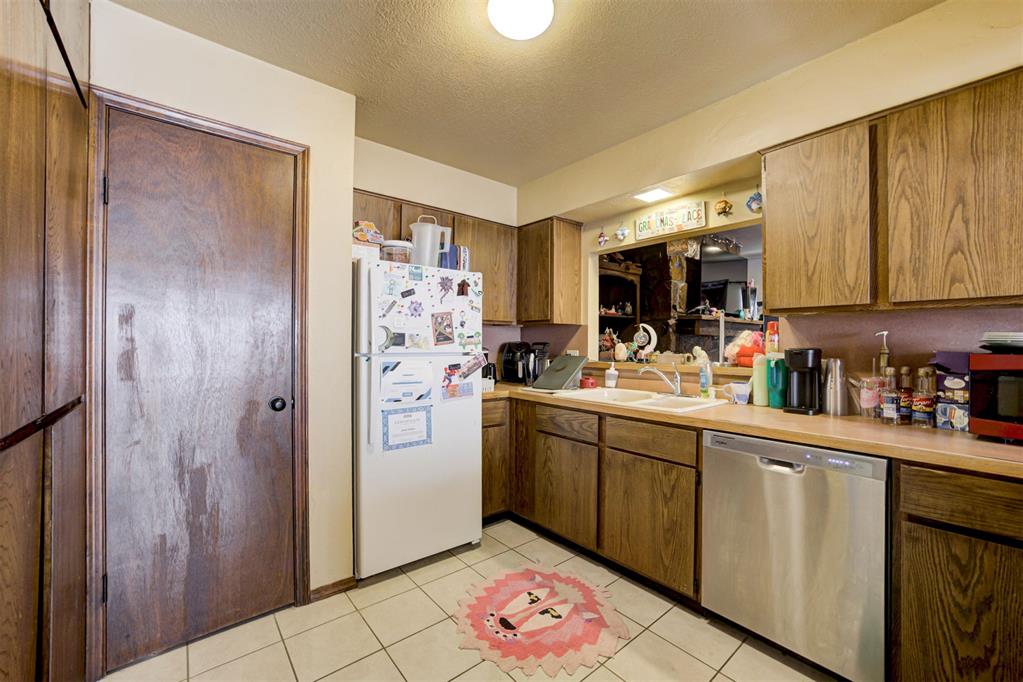 6000 W Hefner Road Property Photo 31