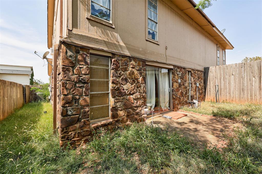 6000 W Hefner Road Property Photo 41