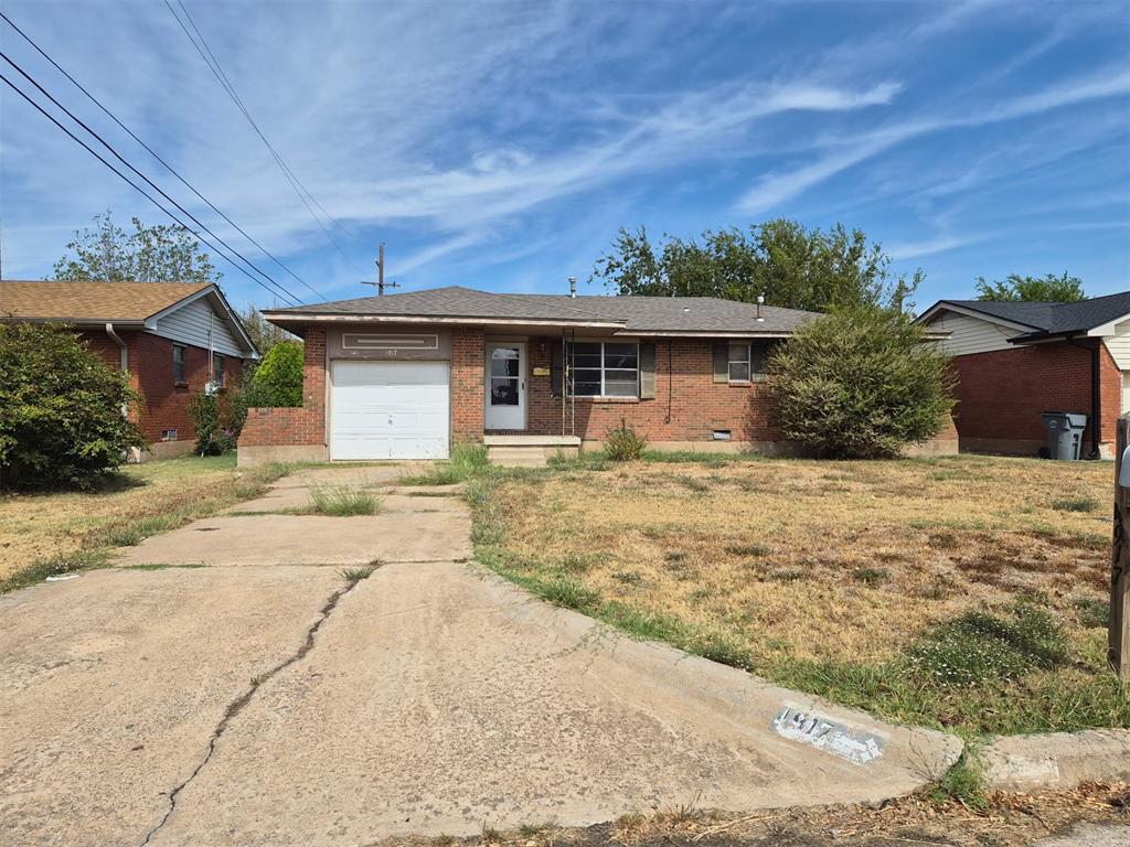 4917 Nw Lindy Avenue Property Photo 1