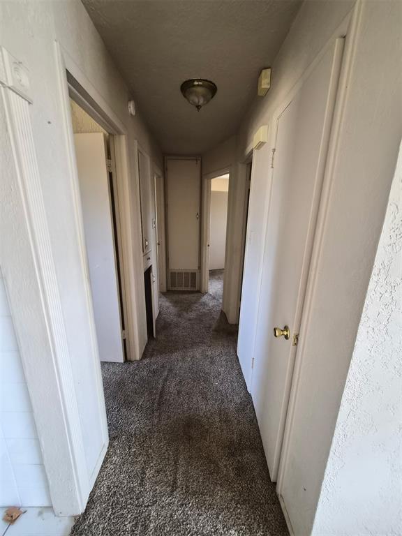 4917 Nw Lindy Avenue Property Photo 7