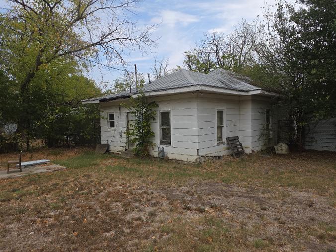 303 N 9th Street Property Photo 4