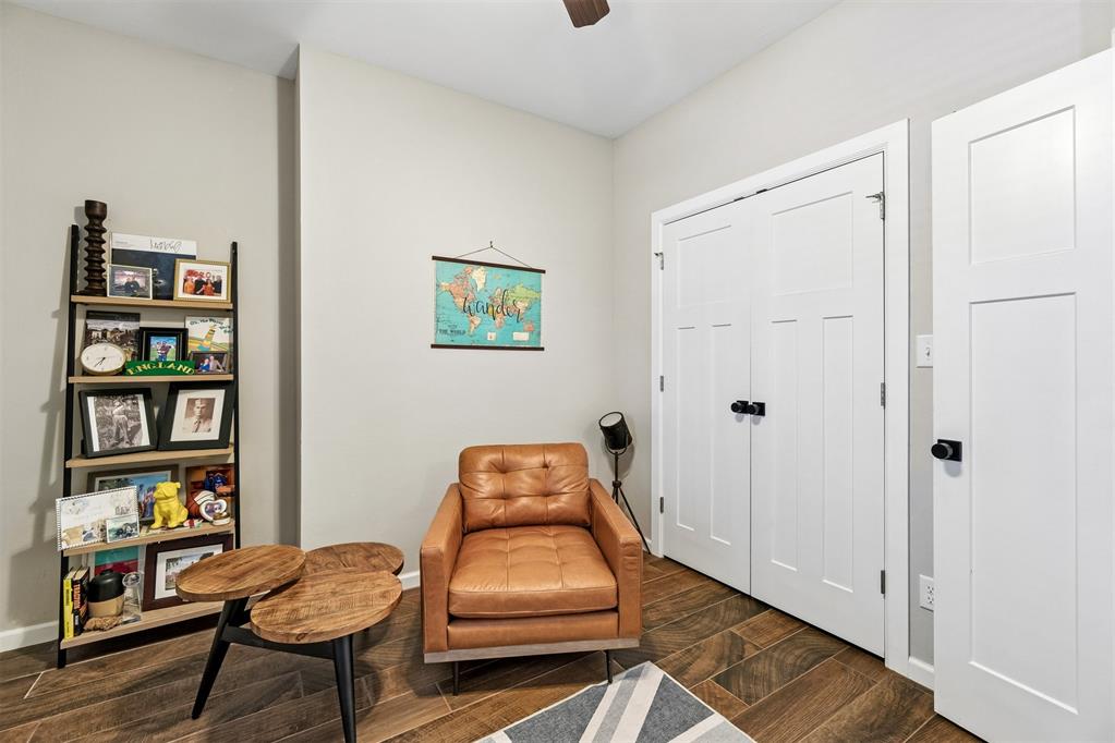 8304 Nw 159th Street Property Photo 5