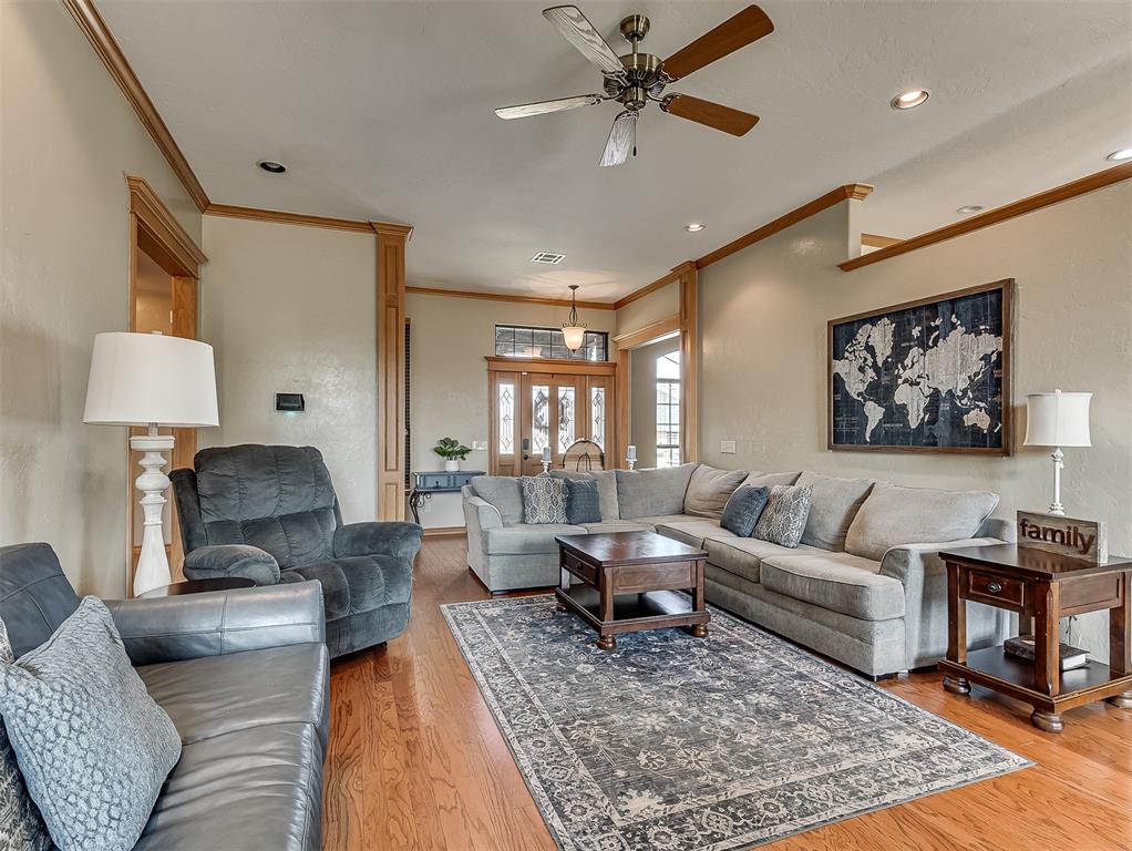 1407 Fairfax Lane Property Photo 10