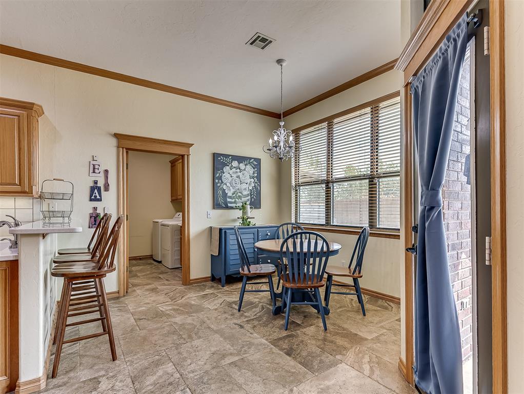 1407 Fairfax Lane Property Photo 20