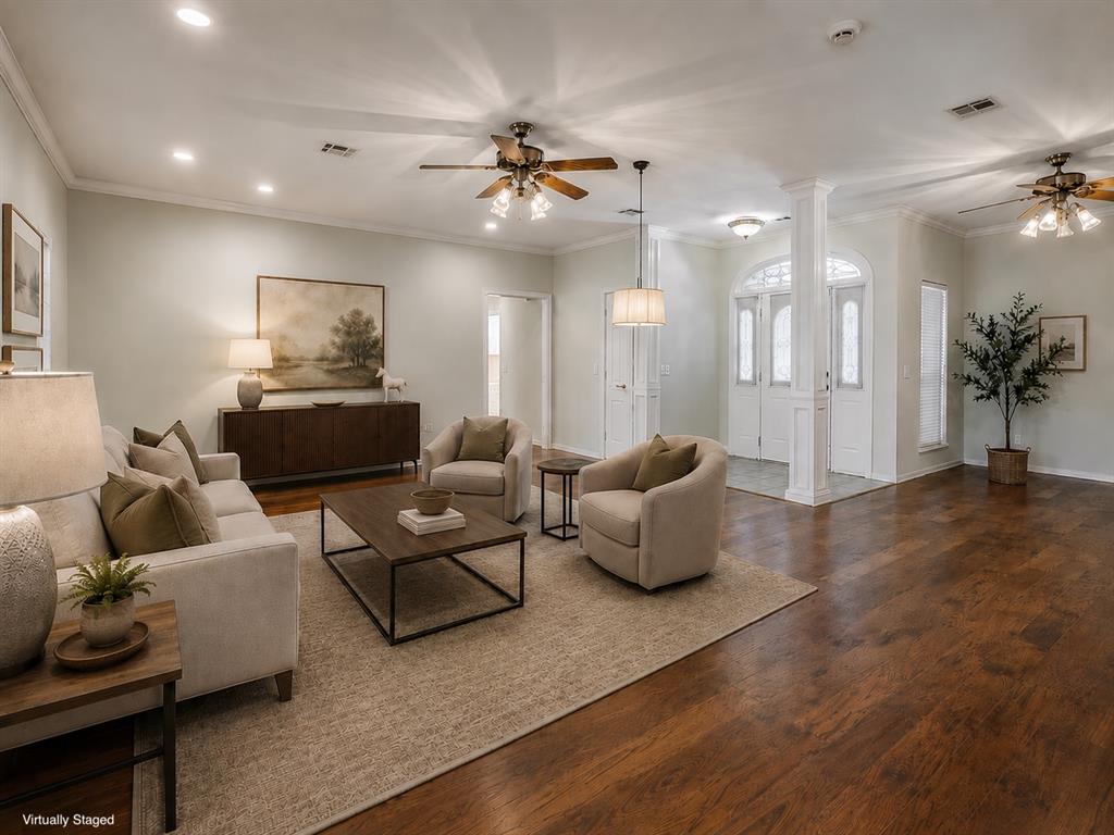 1205 Regency Court Property Photo 2