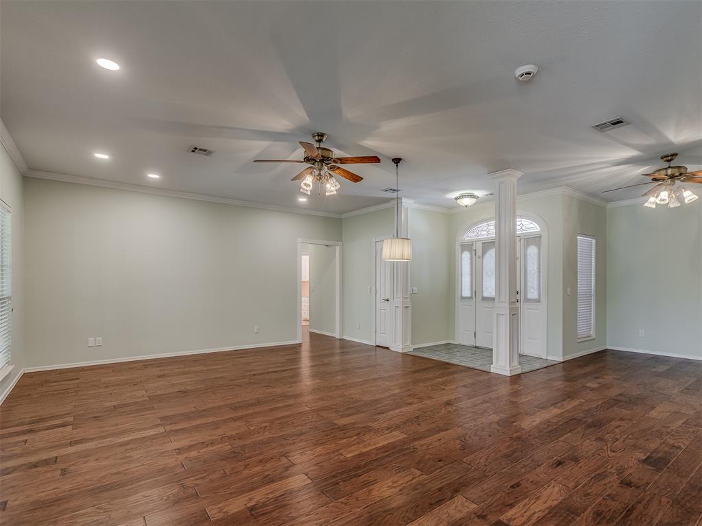 1205 Regency Court Property Photo 3