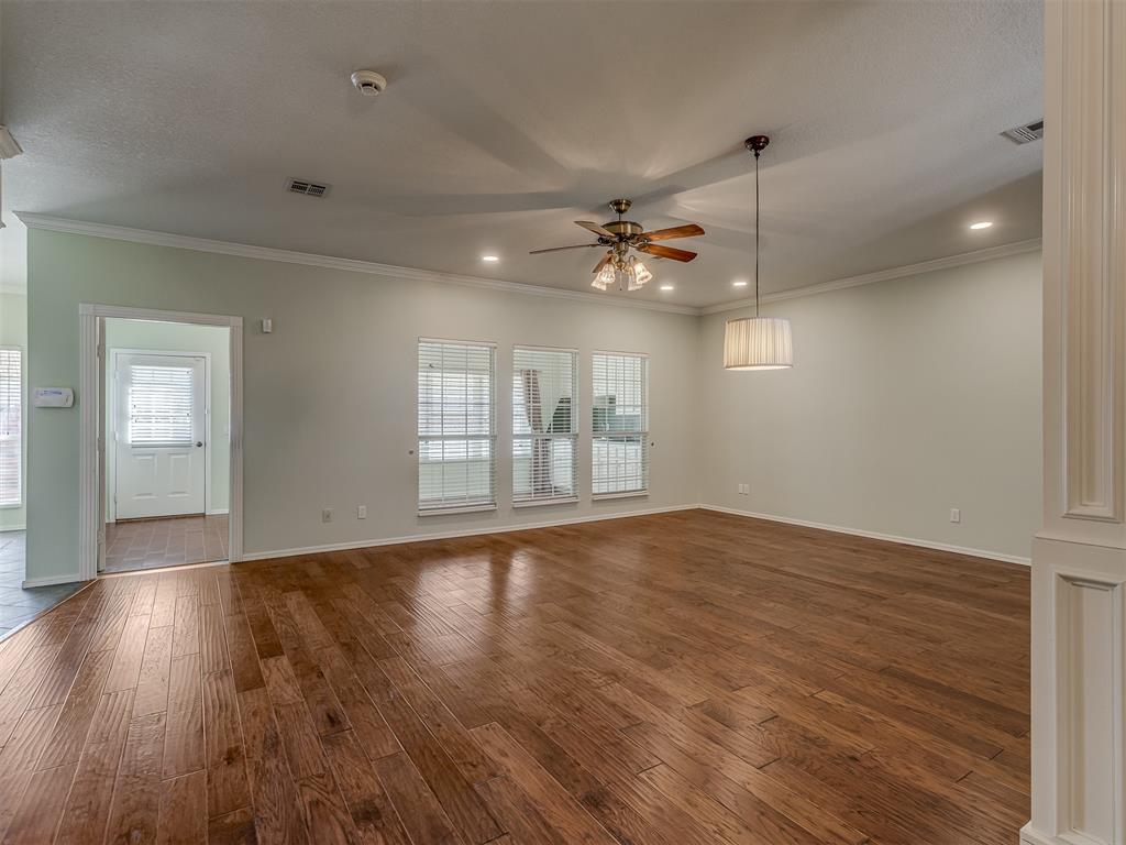1205 Regency Court Property Photo 5