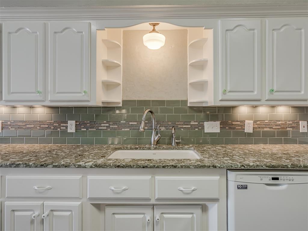 1205 Regency Court Property Photo 10