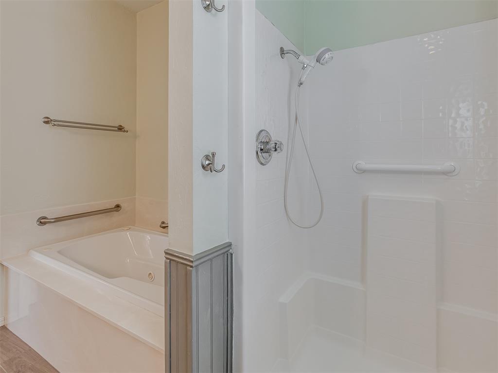 1205 Regency Court Property Photo 17