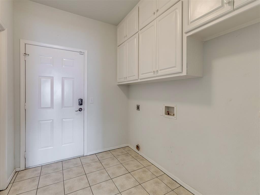 1205 Regency Court Property Photo 29