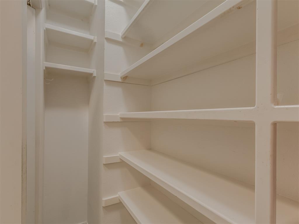 1205 Regency Court Property Photo 31