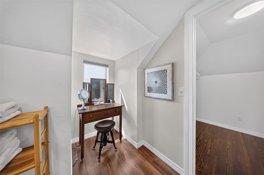 1109 S Main Street Property Photo 25