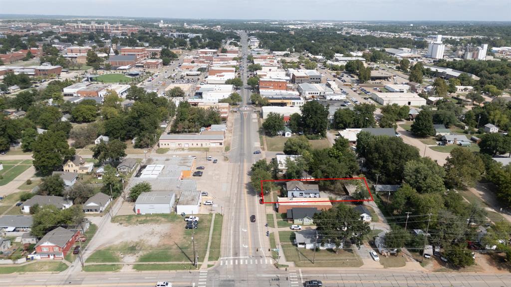 1109 S Main Street Property Photo 37