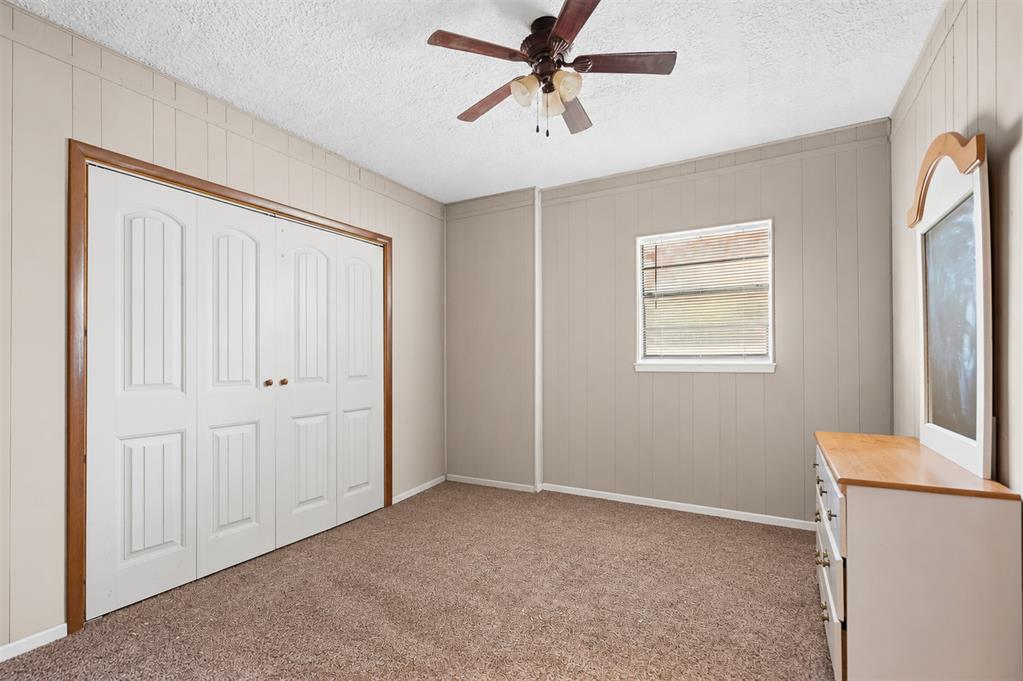 221 S Walnut Street Property Photo 33