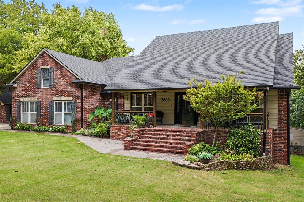 3883 Tiffany Circle Property Photo 2