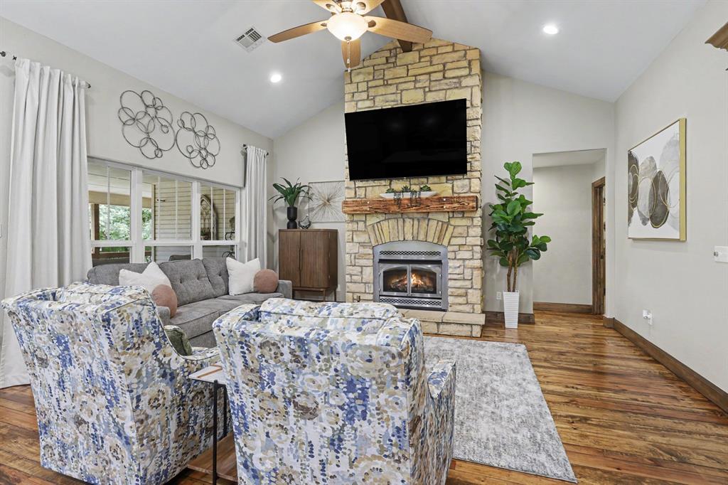 3883 Tiffany Circle Property Photo 4