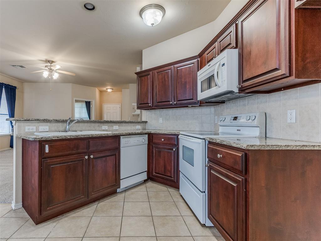 513 Sw 124th Place Property Photo 15