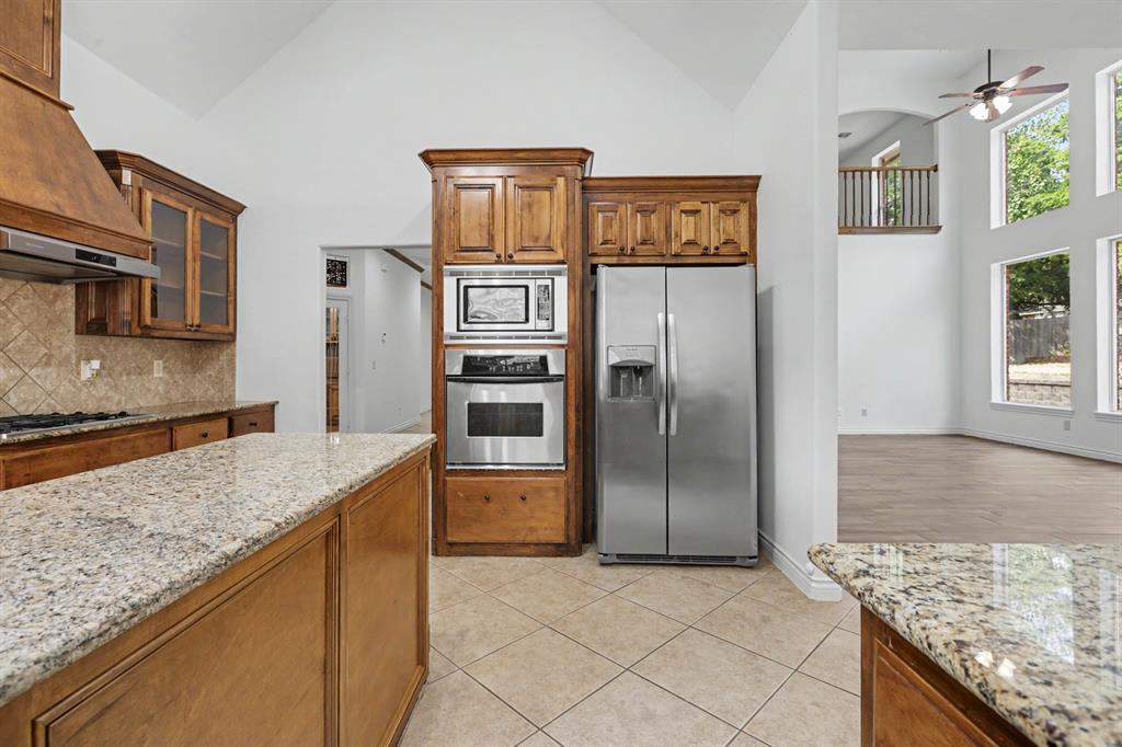 19316 Cade Court Property Photo 6