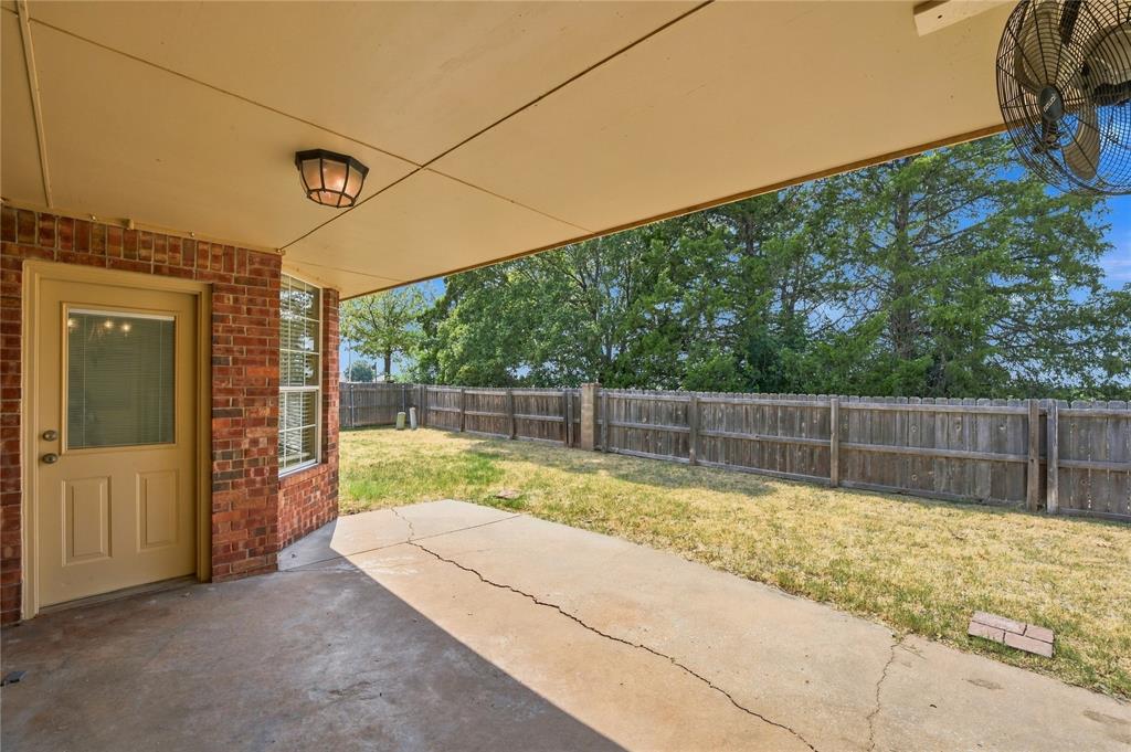 21633 Long Trail Property Photo 37