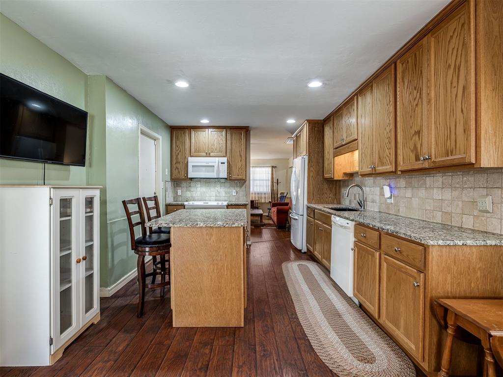 6421 N Libby Avenue Property Photo 13