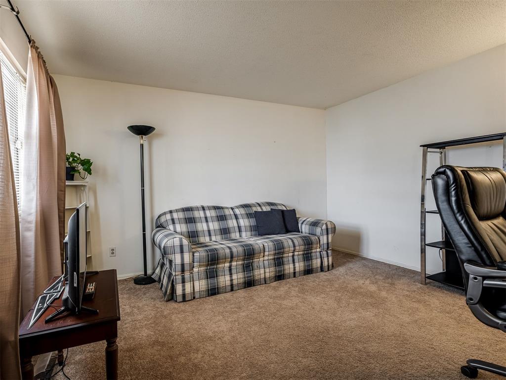 6421 N Libby Avenue Property Photo 28
