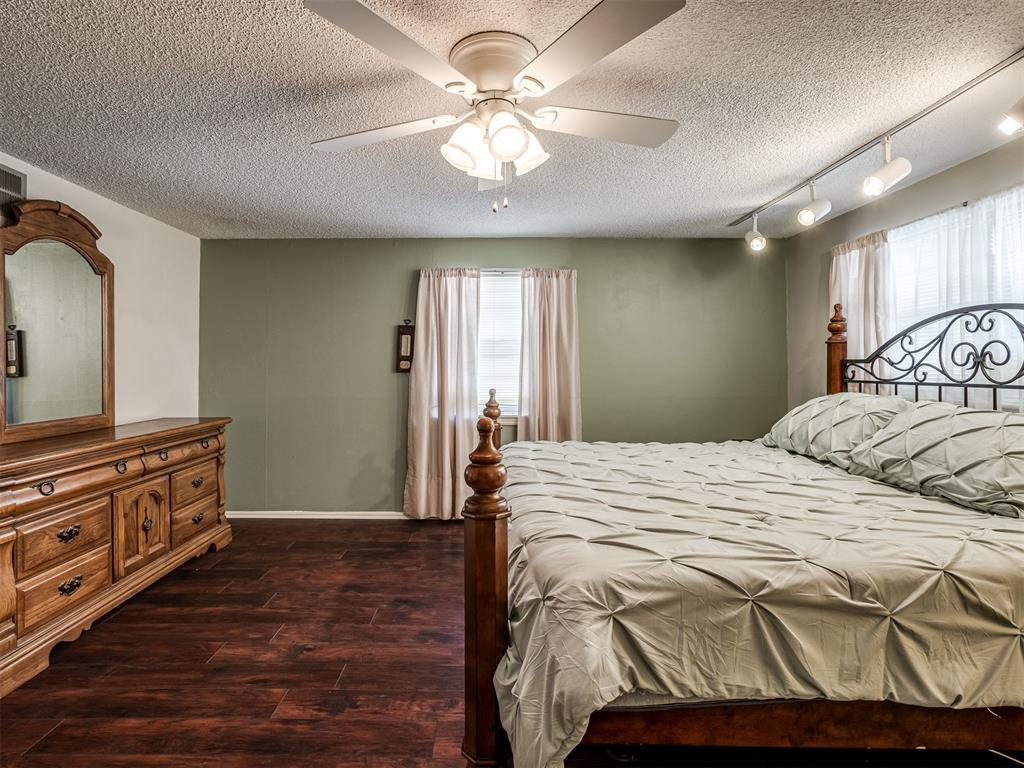 6421 N Libby Avenue Property Photo 32