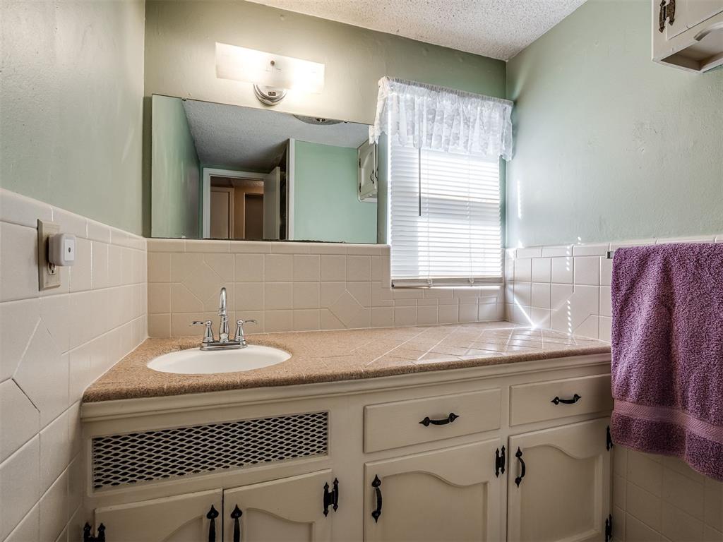 6421 N Libby Avenue Property Photo 36
