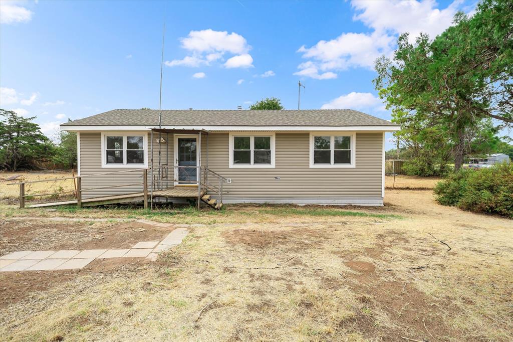 23061 County Road 1377 Property Photo 2