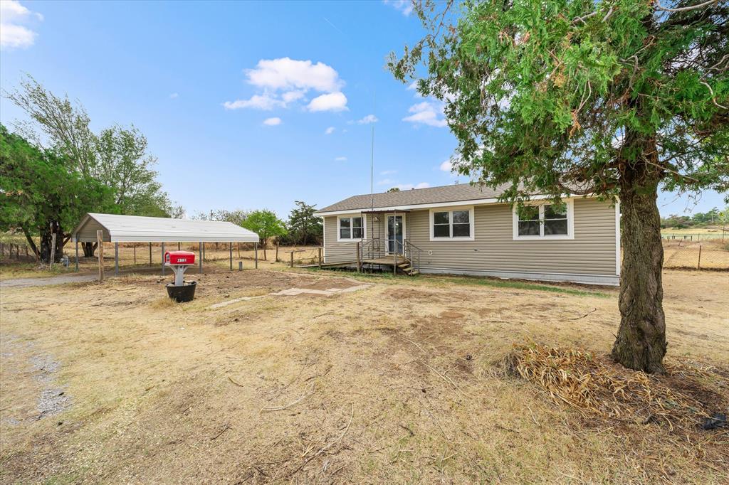 23061 County Road 1377 Property Photo 3