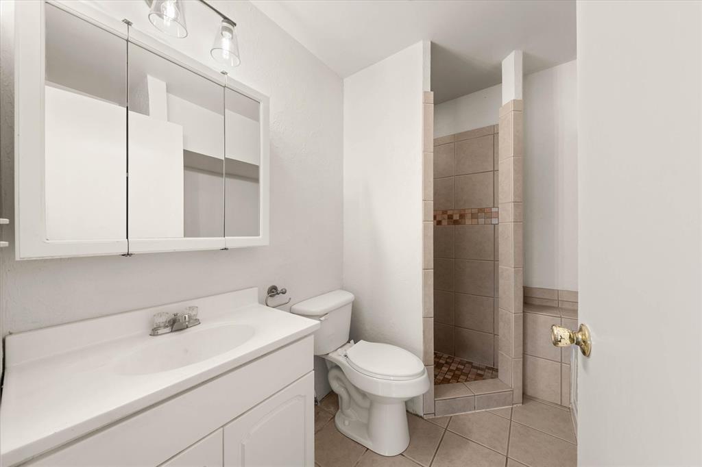 23061 County Road 1377 Property Photo 22