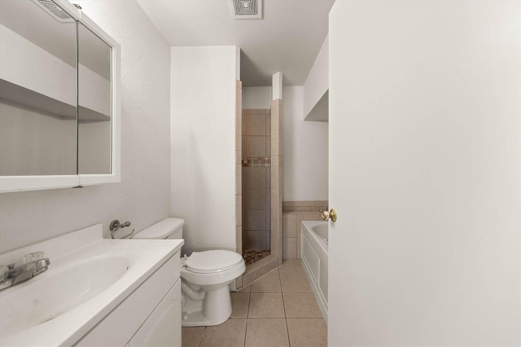23061 County Road 1377 Property Photo 26