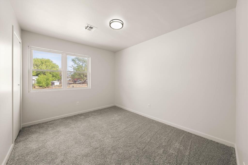 23061 County Road 1377 Property Photo 28