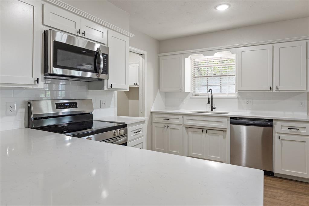 1741 Elmwood Lane Property Photo 12