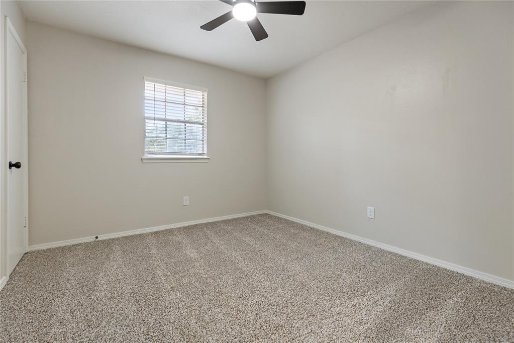 1741 Elmwood Lane Property Photo 18