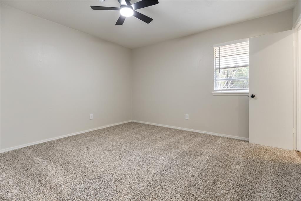 1741 Elmwood Lane Property Photo 20