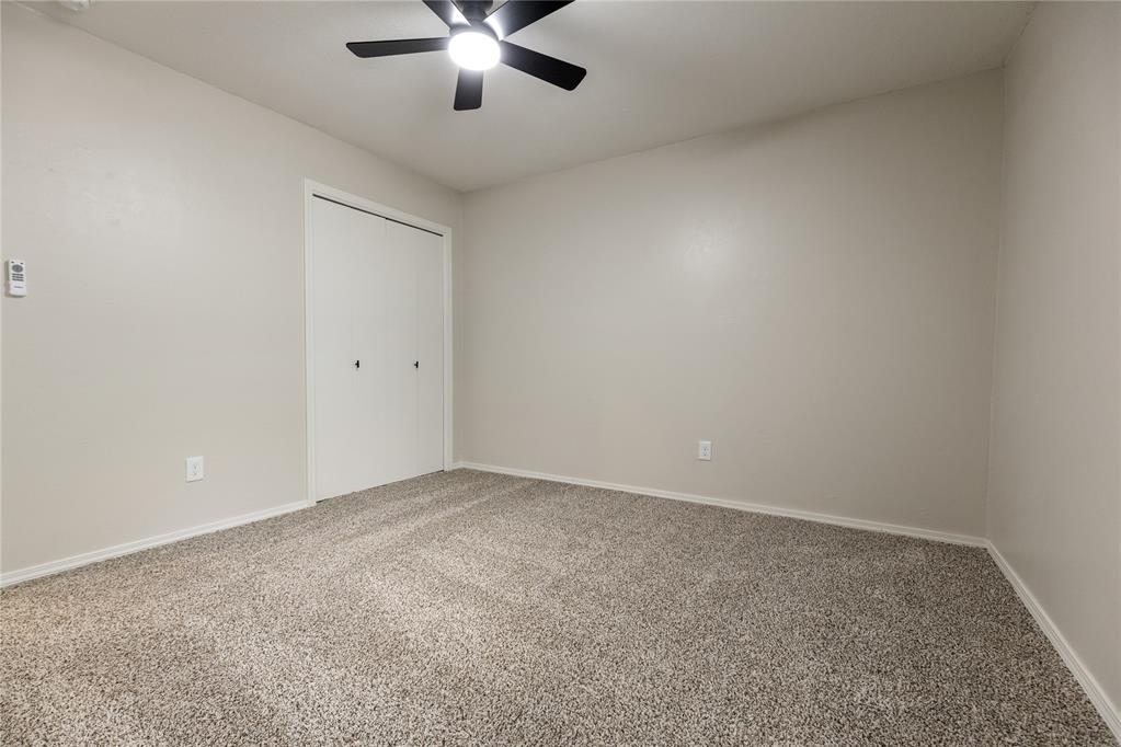1741 Elmwood Lane Property Photo 22