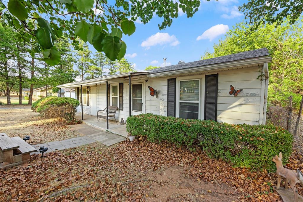 620 Oakridge Drive Property Photo 1