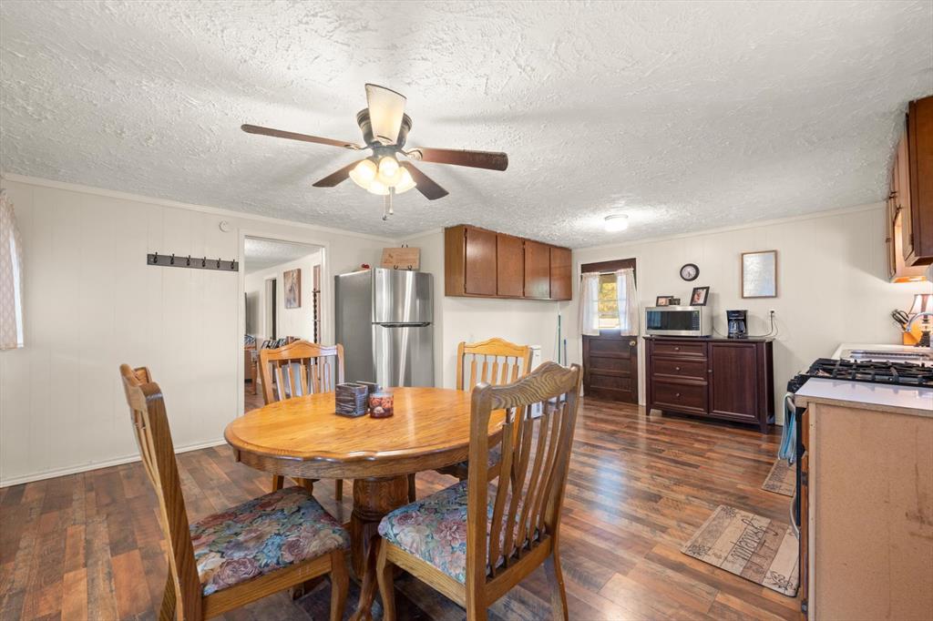 620 Oakridge Drive Property Photo 6