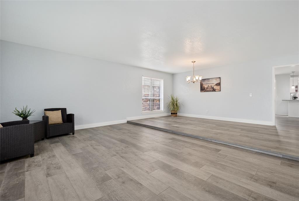 2613 Sw 97th Street Property Photo 8