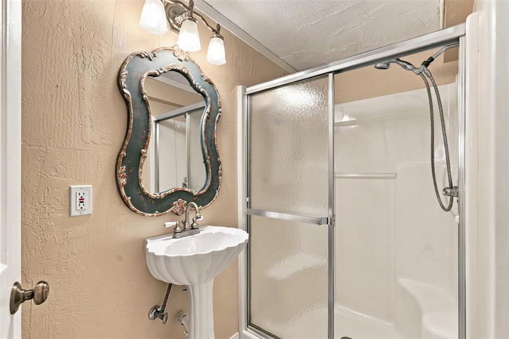 2608 Nw 25th Street Property Photo 17