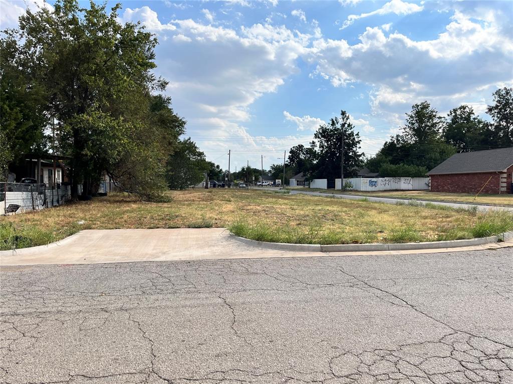 3308 S Agnew Avenue Property Photo 1